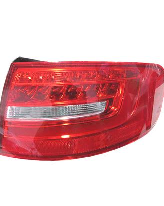 FANALE DESTRO PER AUDI A4 AVANT 12-14 LED BIANCO R