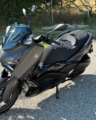 Yamaha x max tech 300