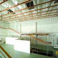 Magazzino aereo per abbigliamento