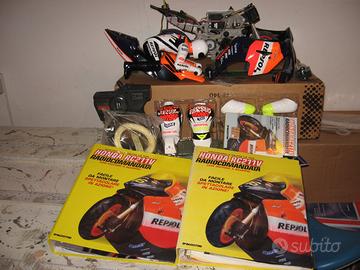 Modellino con motore a scoppio Honda repsol