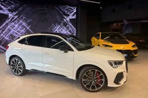 AUDI RS Q3 SPB quattro S tronic