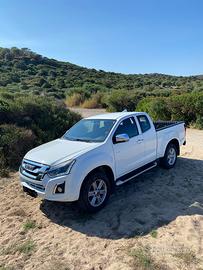 Pick-up ISUZU D-Max (Sardegna)