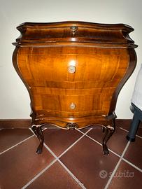 Comó con tre cassettini