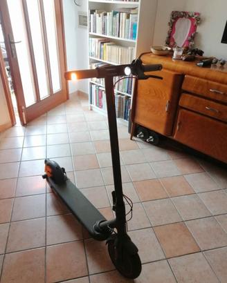 Monopattino elettrico Xiaomi 4 Pro 