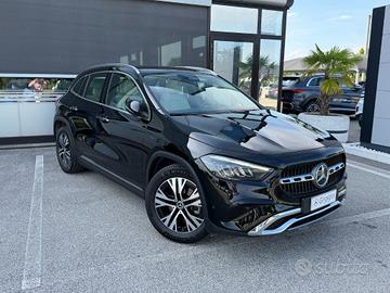 MERCEDES-BENZ GLA 180 d Automatic Progressive Ad