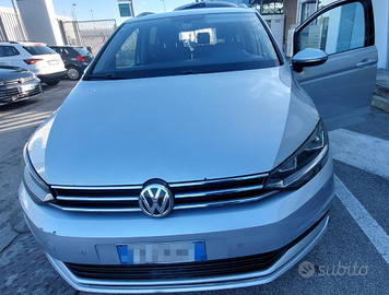 VOLKSWAGEN Touran 2.0 TDI DSG 7 Posti 2016