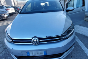 VOLKSWAGEN Touran 2.0 TDI DSG 7 Posti 2016
