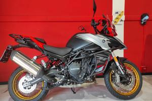 QJ MOTOR NUOVA SRT 900 SX 2025