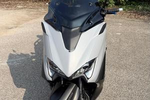 Yamaha T MAX