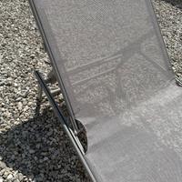 Due lettini prendisole