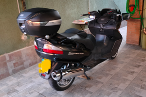 Suzuki Burgman executive 650