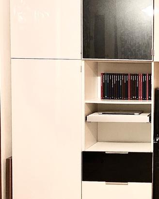 Mobile componibile Besta IKEA