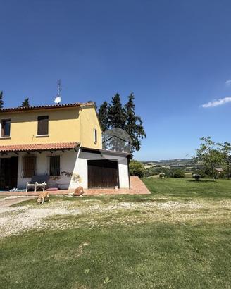 CASA SEMINDIPENDENTE A MOMBAROCCIO