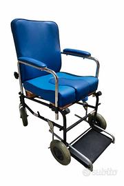 Sedia a rotelle comoda