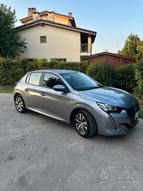 Peugeot 208 1.2 benzina 100cv