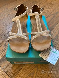 Sandali  nuovi clarks active air n 39 pelle bianca