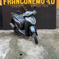 Honda SH 300 i SPORT