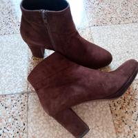 stivaletti donna Calpierre scamosciati 