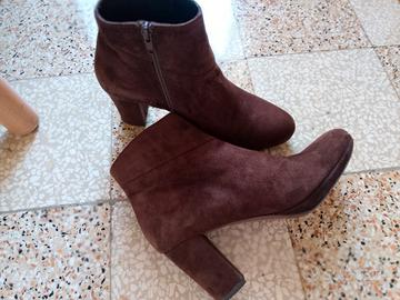 stivaletti donna Calpierre scamosciati 