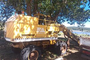 Escavatore gommato fiat Hitachi e polipo rozzi 700