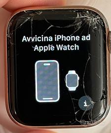 Apple iWatch 4 oro rosa vetro rotto 40mm