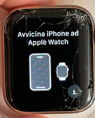 Apple iWatch 4 oro rosa vetro rotto 40mm