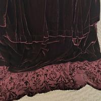 Gonna in pregiato velluto liscio