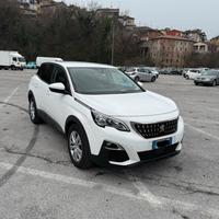 Peugeot 3008 - Diesel 130 cv