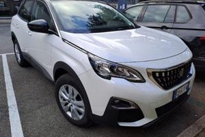 PEUGEOT 3008 BlueHDi 130 S&S EAT8 Business