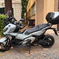 Honda xadv 750