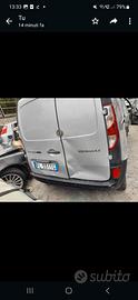 Renault kangoo 1,5 90cv navi Maxy incidentato