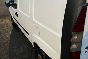 Fiat Doblò cargo lamierato 1.9 jtd - Anno 2003