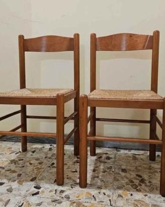 sedie in legno con seduta in paglia