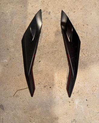 Fianchetti laterali CB Hornet 750 2023/24