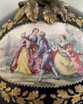 Vaso francese in porcellana stile Sèvres