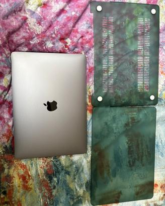 Macbook Pro 13 pollici (2017) - 8gb/256gb - 390€