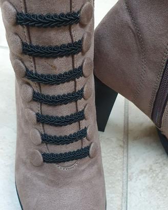 Scarponcini donna, numero 36