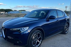Alfa Romeo Stelvio 2.2 Turbodiesel 190 CV AT8 RWD 