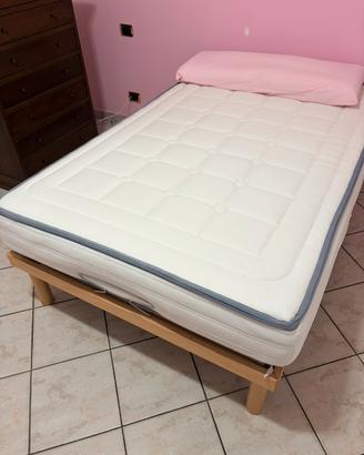 Letto elettrico piu materasso 1 1/2 piazza
