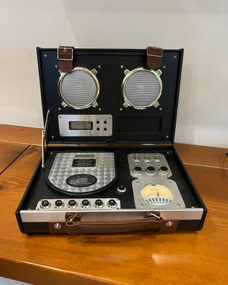 Stereo CD/radio con valigetta vintage