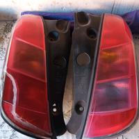 fanali posteriori Lancia Ypsilon 2004