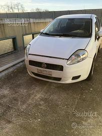 Fiat grande punto 1300 m jet ricambi disponibili