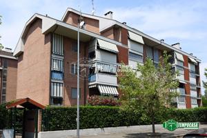 2 LOCALI IN VIA BAZZANINI