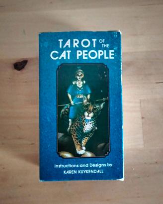 Carte tarot cat people
