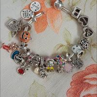 bracciale pandora con ciondoli 