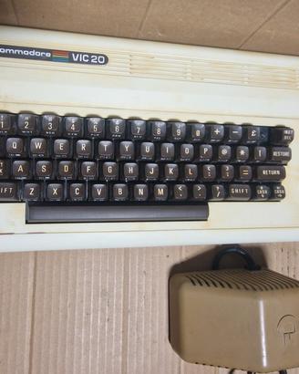 Cartuccia Gioco Nibbler Per Commodore VIC20 - Nuova, Prodotta Nel 2019 Da Thefuturewas8bit
