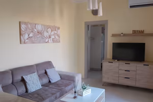 Bilocale arredato centro stazione ospedale