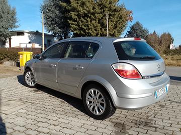 Opel Astra 1.7 CDTI ANNO 2006 NON FUNZIONA 