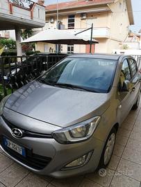 HYUNDAI i20 - 2013