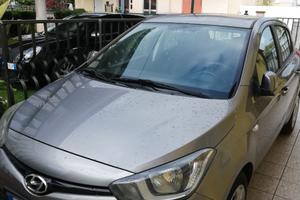 HYUNDAI i20 - 2013